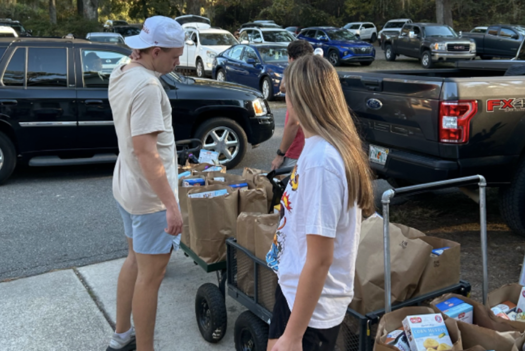 FSU Manna Volunteers and Relationship Building